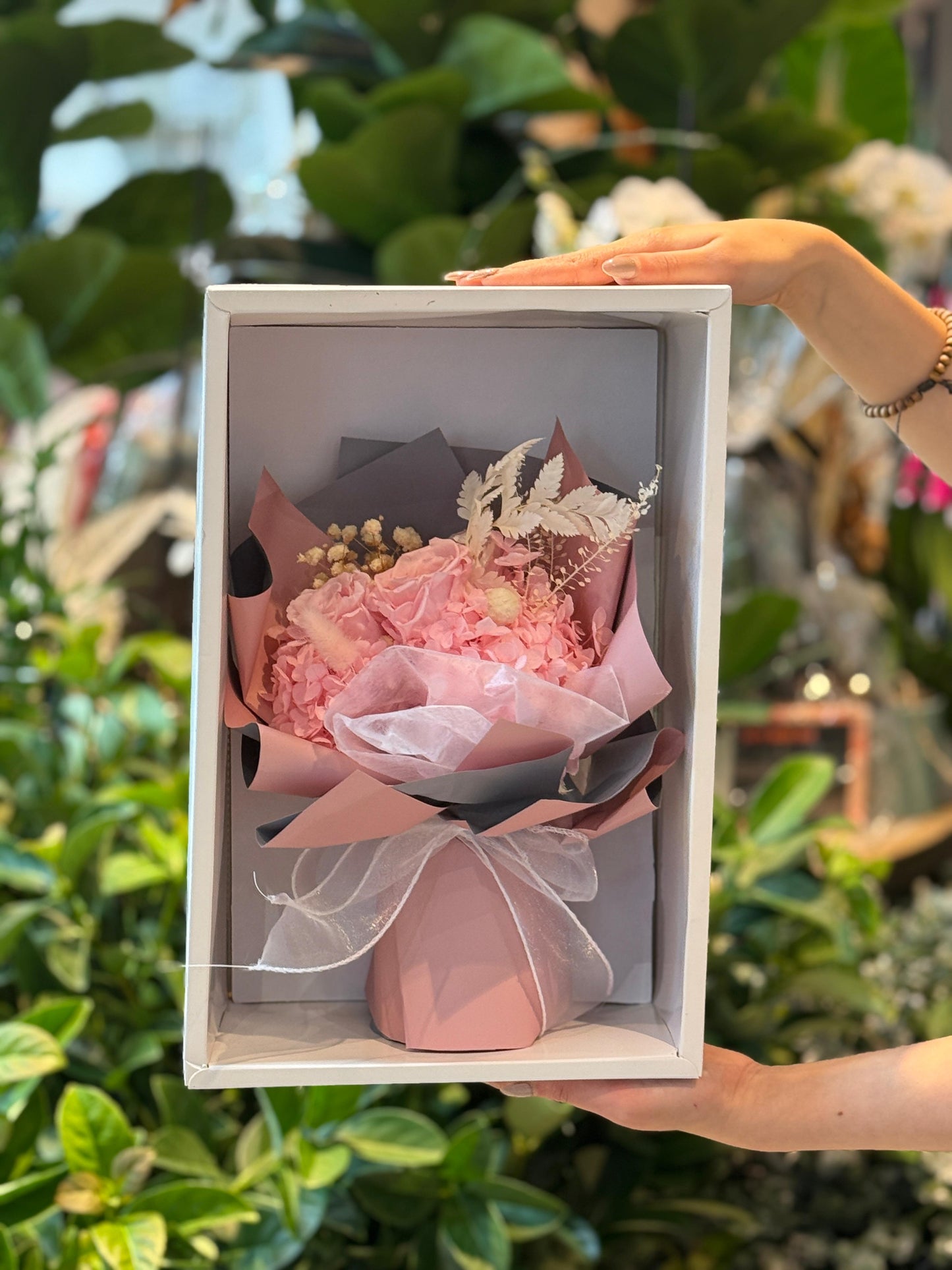 Window Box Bouquet Pink